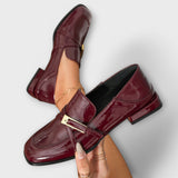 Moccasin Burgonya
